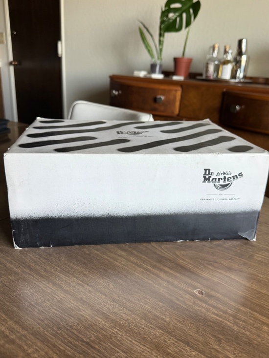 Designer Dr.Martens x Off-White Virgil Abloh / Limited Edition Boots main image 4
